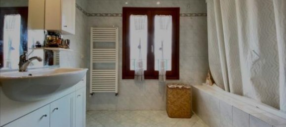 5-Zimmer Penthouse in Empoli, Italy, Nr. 252562 4