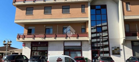 Bureau à Foggia, Italy 100m² No. 153876 9