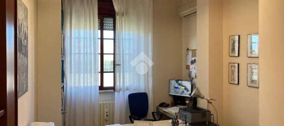 Bureau à Foggia, Italy 100m² No. 153876 6