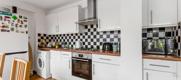 3 bedrooms Apartment in London, United Kingdom No. 12537 6