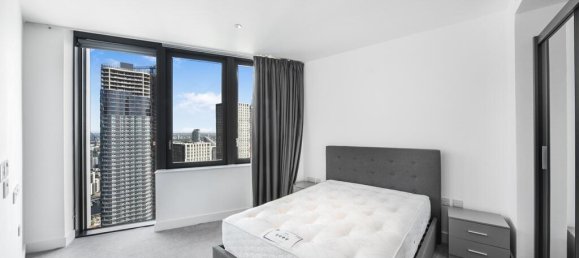 2 bedrooms Apartment in London, United Kingdom No. 8294 6
