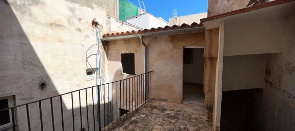 212m² Building in Palma de Majorca, Spain No. 155355 16