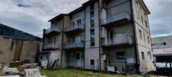 725m² Commercial property in Giano dell'Umbria, Italy No. 346433 2