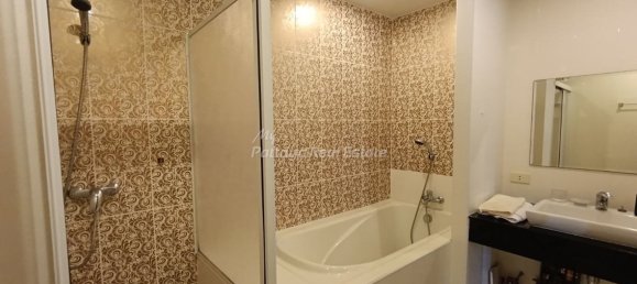 2 bedrooms Condo in Pattaya, Thailand No. 70089 10