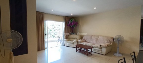 2 bedrooms Condo in Pattaya, Thailand No. 70089 2