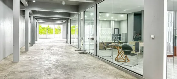 3 bedrooms Commercial property in Phuket, Thailand No. 61146 14
