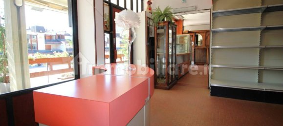 Propiedad comercial de 2 habitaciónes en Sestriere, Italy No. 71713 8