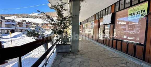 Propiedad comercial de 2 habitaciónes en Sestriere, Italy No. 71713 16