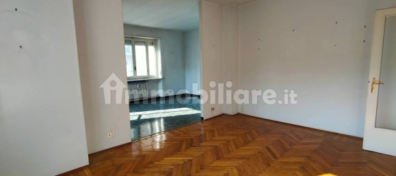 4 bedrooms Apartment in Asti, Italy No. 217339 3