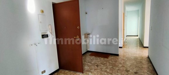 4 bedrooms Apartment in Asti, Italy No. 217339 8