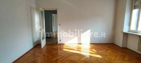 4 bedrooms Apartment in Asti, Italy No. 217339 4