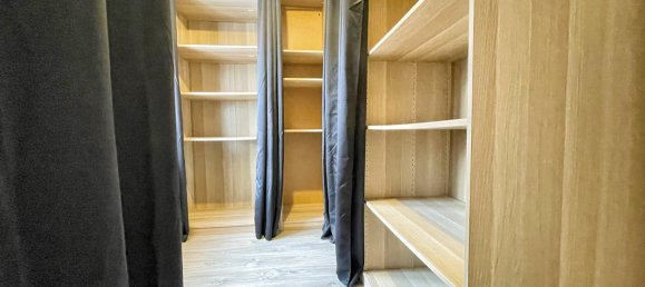 Casa de 4 dormitorios en Roubaix, France No. 238034 7