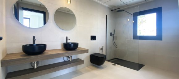 4 bedrooms Villa in Torrevieja, Spain No. 8873 16