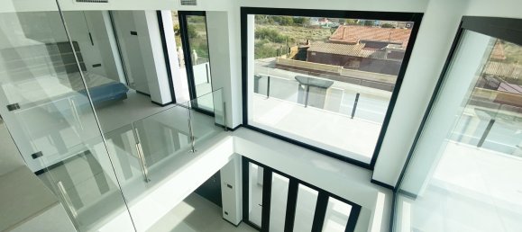 4 bedrooms Villa in Torrevieja, Spain No. 8873 14