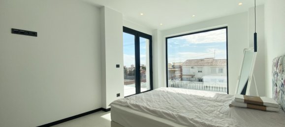 4 bedrooms Villa in Torrevieja, Spain No. 8873 25