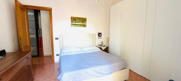 Apartamento de 4 habitaciónes en Naples, Italy No. 88886 38