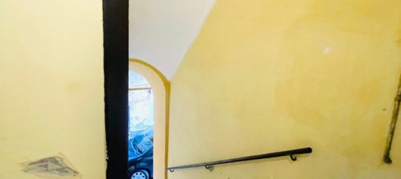 Apartamento de 4 habitaciónes en Naples, Italy No. 88886 3