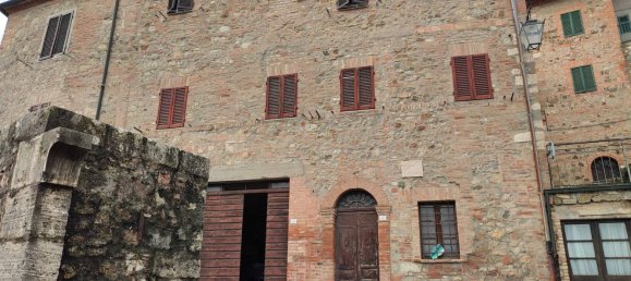 5 rooms Apartment in Castiglione d'Orcia, Italy No. 59268 2