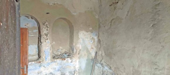 5 rooms Apartment in Castiglione d'Orcia, Italy No. 59268 7