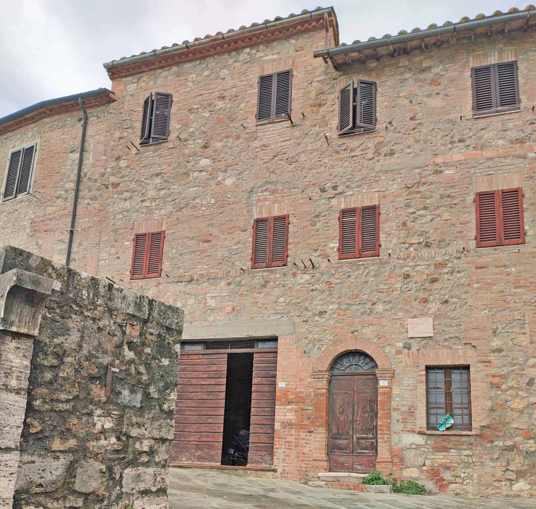 5 rooms Apartment in Castiglione d'Orcia, Italy No. 59268
