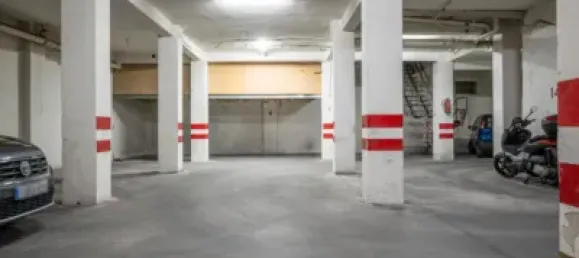  مرآب في Granada, Spain 14متر مربع رقم 175282 4