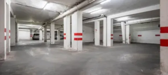  مرآب في Granada, Spain 14متر مربع رقم 175282 17