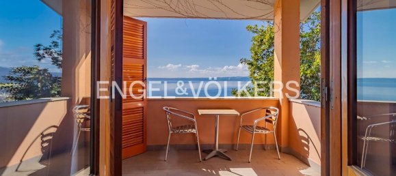 12-salle Villa à Trevignano Romano, Italy No. 128051 19