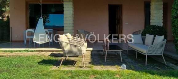 12-salle Villa à Trevignano Romano, Italy No. 128051 31