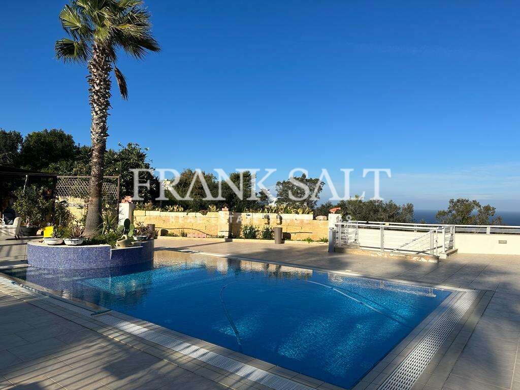 Мезонет с 3 спальнями в Свийи, Мальта № 3414