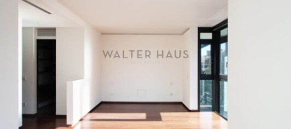 4 bedrooms Penthouse in Madrid, Spain No. 69530 10