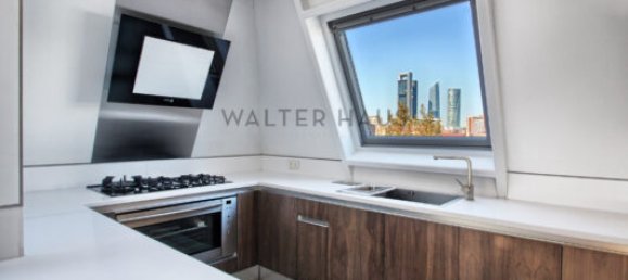 4 bedrooms Penthouse in Madrid, Spain No. 69530 18