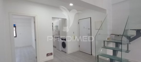 3 bedrooms Apartment in Costa da Caparica, Portugal No. 29506 10