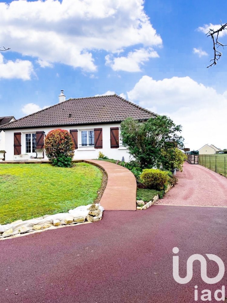 4 chambres Maison à Farges-en-Septaine, France No. 216597