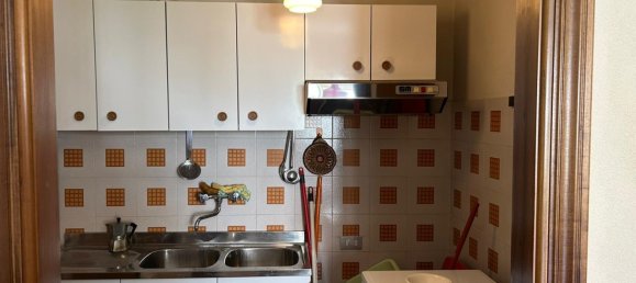 Квартира с 4 комнатами в Капракотта, Италия № 283640 3