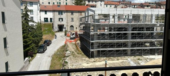 Квартира с 4 комнатами в Капракотта, Италия № 283640 8