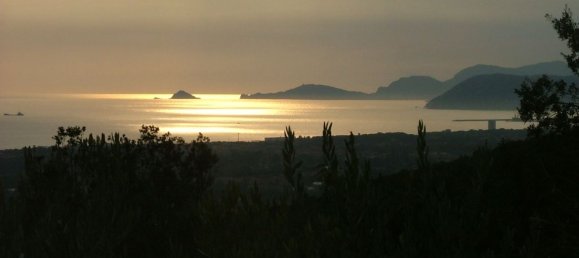 16 rooms House in Massa, Italy No. 85069 48