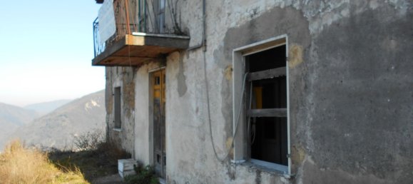 16 rooms House in Massa, Italy No. 85069 26