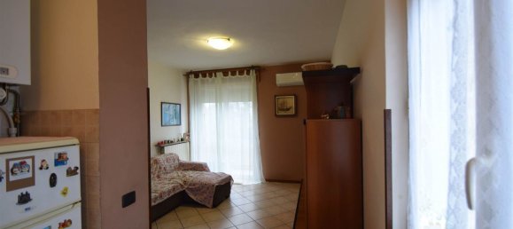 4 rooms Apartment in Carpaneto Piacentino, Italy No. 216359 5