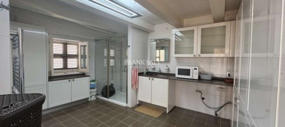 3 غرف نوم منزل في Lija, Malta رقم 490 30