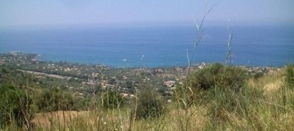 Land in Cefalù, Italy No. 372552 3