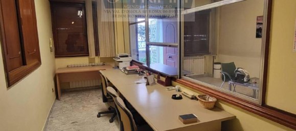 6-Zimmer Wohnung in Rome, Italy, Nr. 22394 2