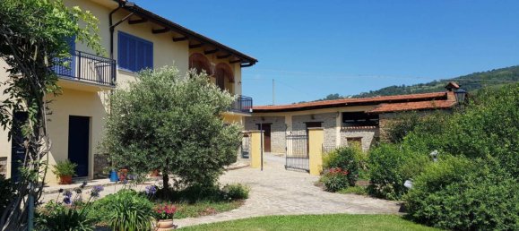 3 bedrooms Villa in Gorzegno, Italy No. 114626 4