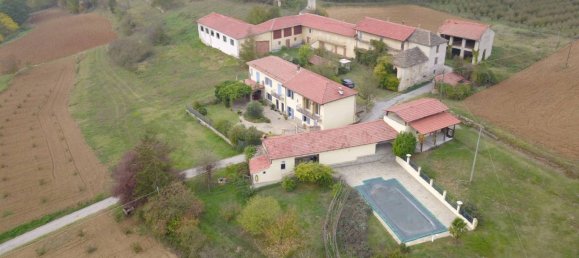 3 bedrooms Villa in Gorzegno, Italy No. 114626 2