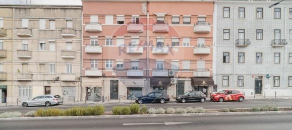 Bâtiment à Lisbon, Portugal 103m² No. 90274 2