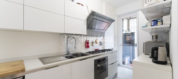 Apartamento de 3 habitaciónes en Milan, Italy No. 275869 12