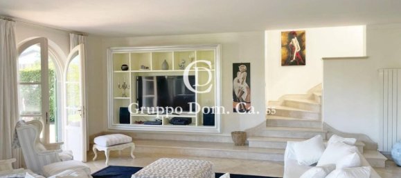 6 bedrooms Villa in Forte dei Marmi, Italy No. 36506 9