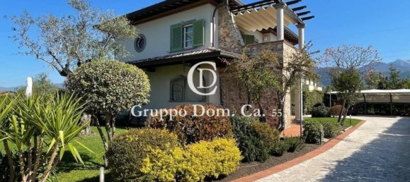 6 bedrooms Villa in Forte dei Marmi, Italy No. 36506 16
