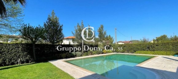 6 bedrooms Villa in Forte dei Marmi, Italy No. 36506 4