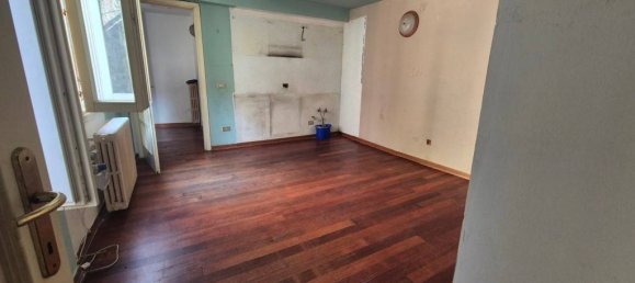 1 bedroom Apartment in Modena, Italy No. 342231 3