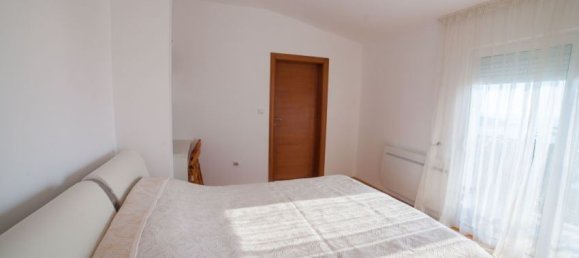 4 bedrooms Commercial property in Bar, Montenegro No. 161 14